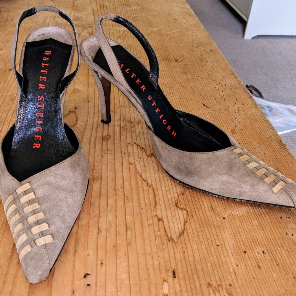 Walter Steiger 7.5B suede slingbacks